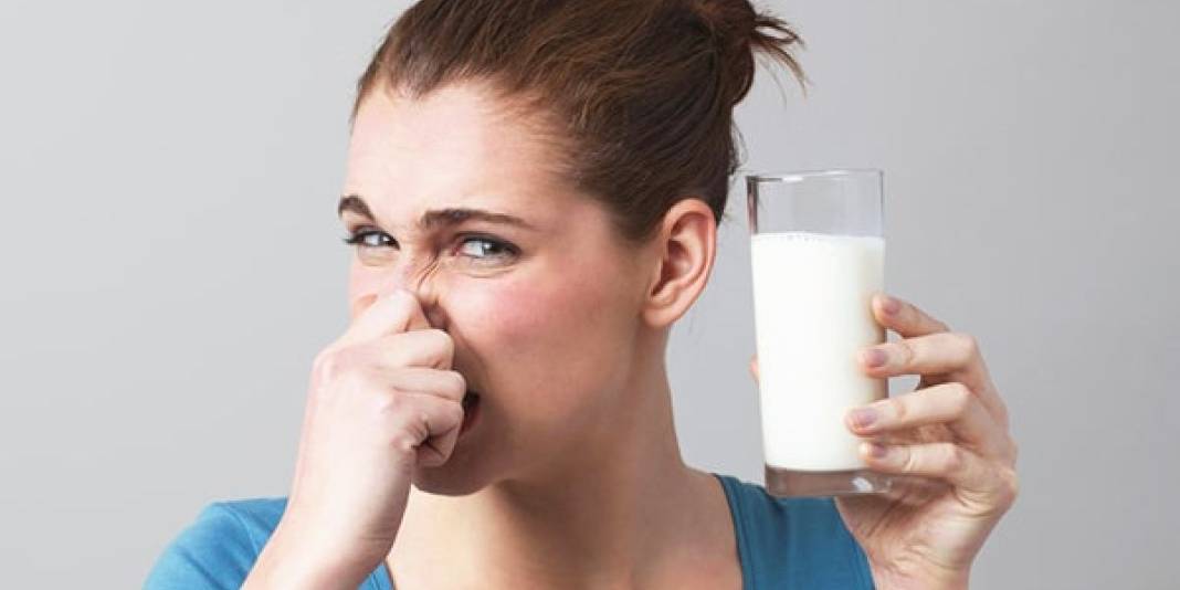 Aldığınız süt böyle görünüyorsa kötü haber! Hileli ve su katılmış sütü şıp diye anlamanın yolu buymuş 7